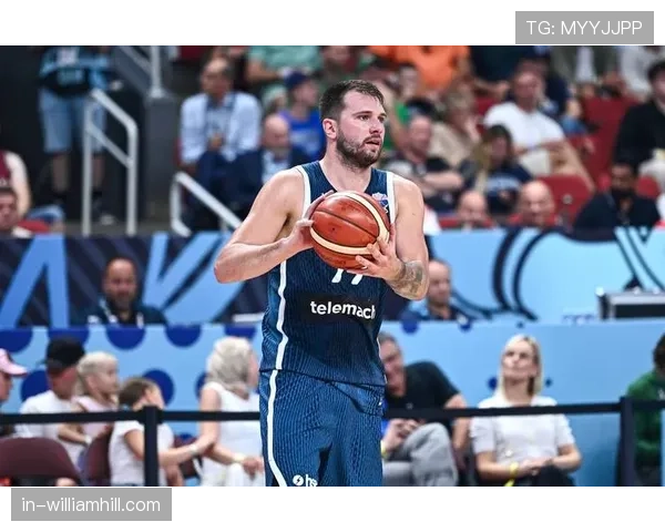 东契奇防守端取得显著进步，抢断总数进入联盟前十行列